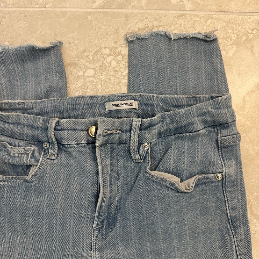 Good American High Rise Light Blue Jeans